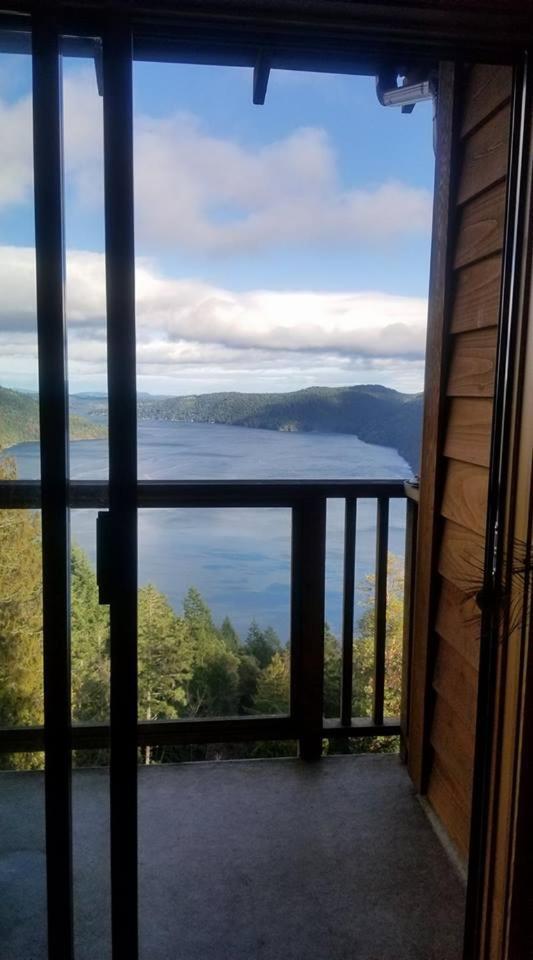 Moon Water Lodge Malahat Exterior foto